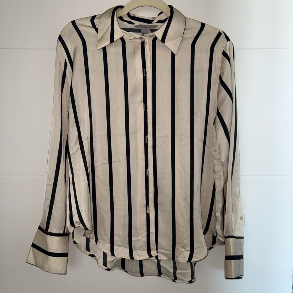 H&M Cream and Black Long Sleeve Button Down Shirt